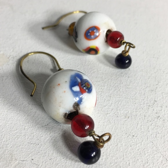 💓 Vintage Glass Murano Mosaic Milk Glass Earrings - Picture 1 of 8